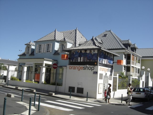 Orangeshop.JPG,  bytes